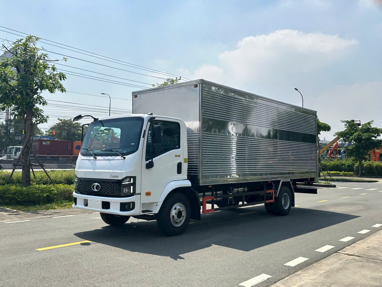 Thaco Linker 7 Tấn Thùng Dài 6.3M